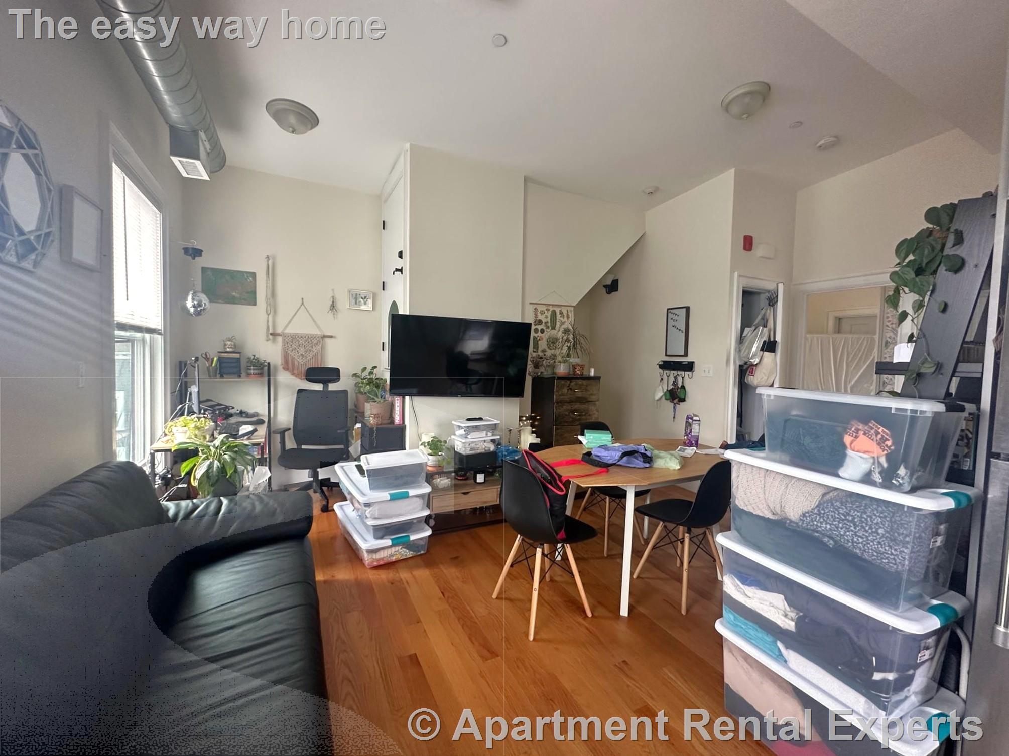 2 bed, 1 bath apartment for rent at 43 Kent St Unit 3, Porter Square — photo 6 of 10