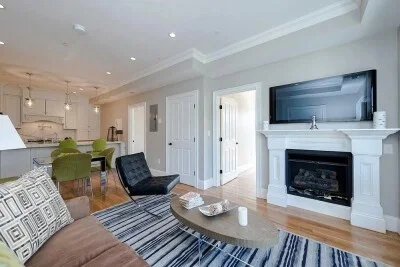 2 bed, 2 bath apartment for rent at 43 L St Unit 2, South Boston — photo 2 of 19