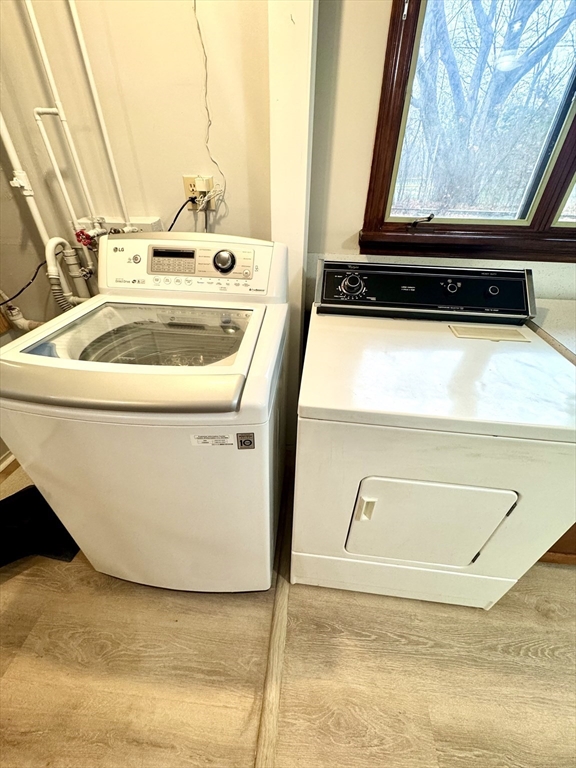 4 bed, 1 bath apartment for rent at 43 Lake St, Braintree — photo 17 of 19