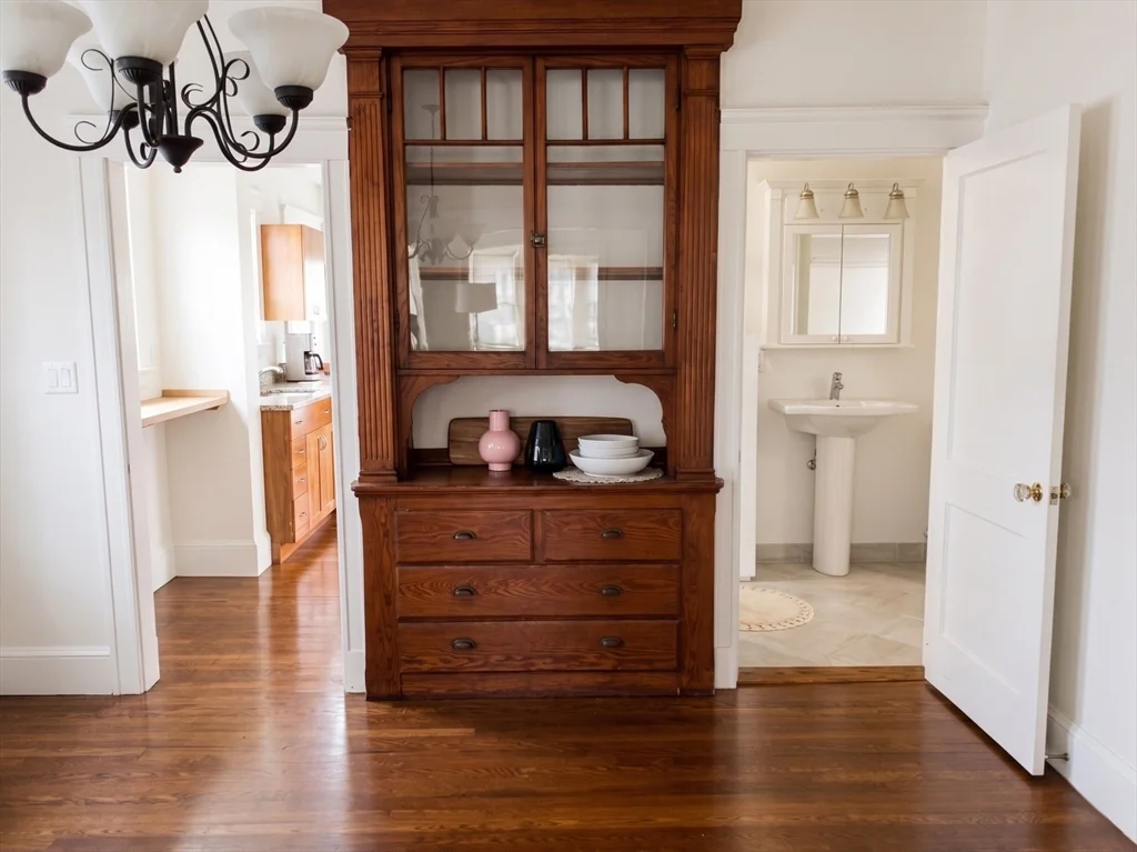 1 bed, 1 bath apartment for rent at 43 Lee St Unit 1, Harvard Square — photo 13 of 26