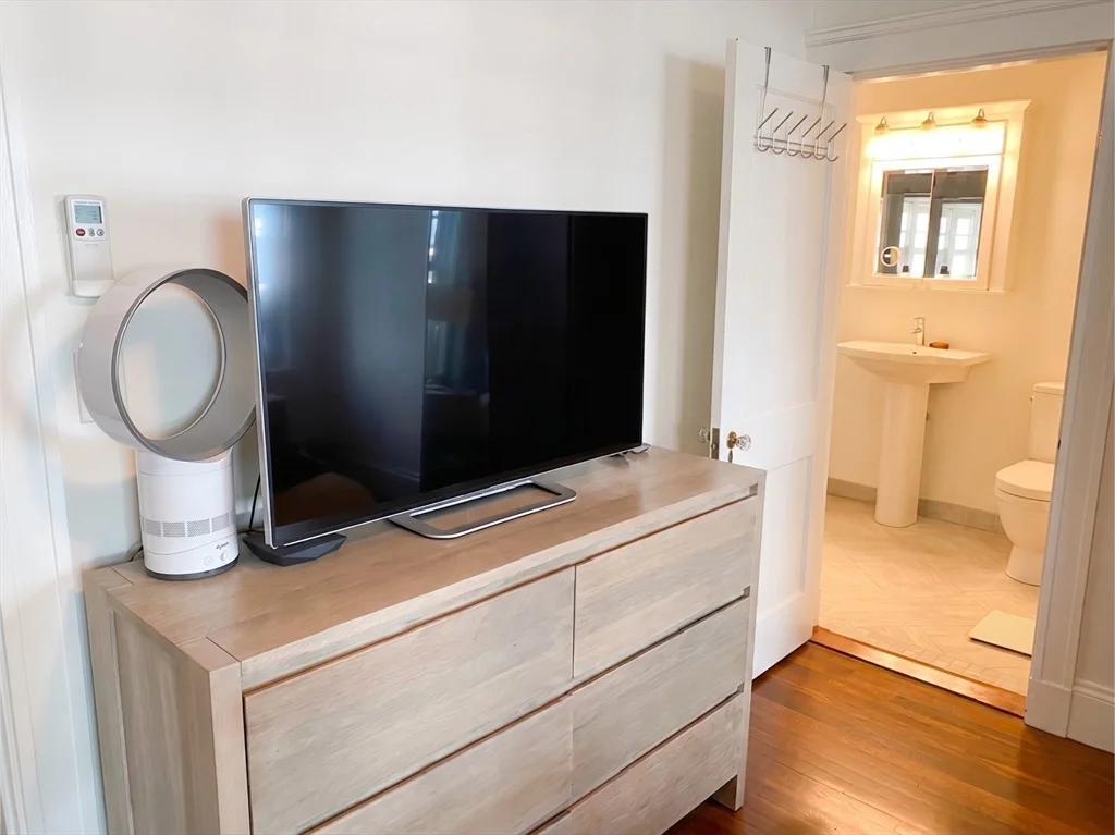 1 bed, 1 bath apartment for rent at 43 Lee St Unit 1, Harvard Square — photo 19 of 26