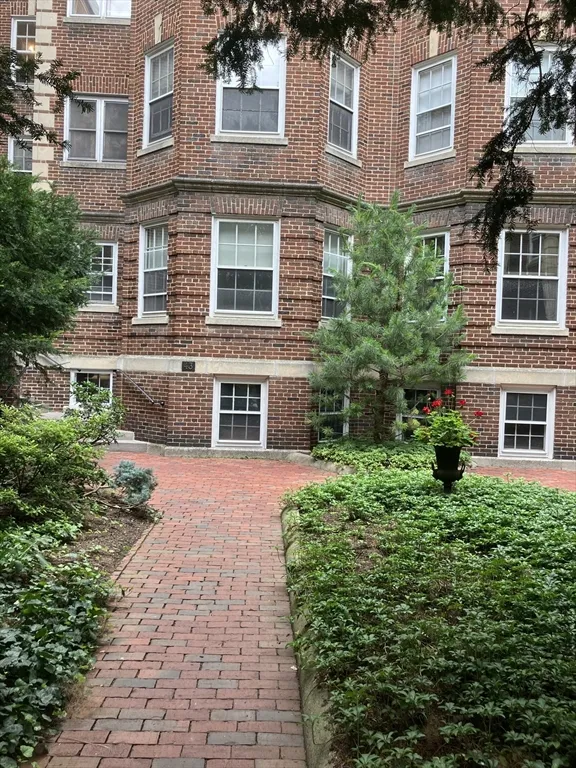 2 bed, 1 bath apartment for rent at 43 Linnaean St Unit 1, Neighborhood Nine — photo 15 of 15