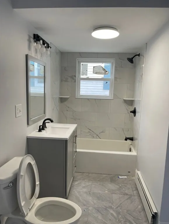 3 bed, 1 bath apartment for rent at 43 Maple St Unit 2, Spencer — photo 3 of 4