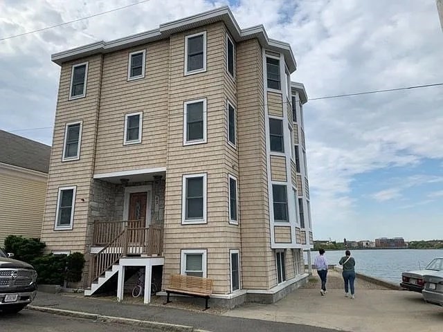 3 bed, 2 bath apartment for rent at 43 March Unit 4, Salem — photo 13 of 19