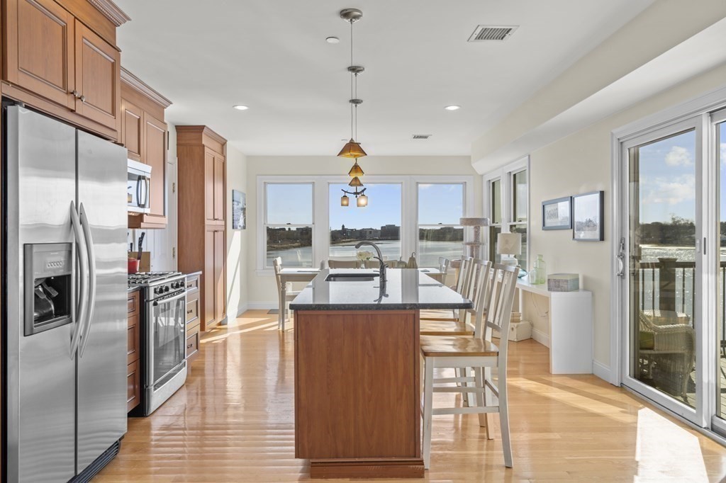 3 bed, 2 bath apartment for rent at 43 March Unit 4, Salem — photo 15 of 19