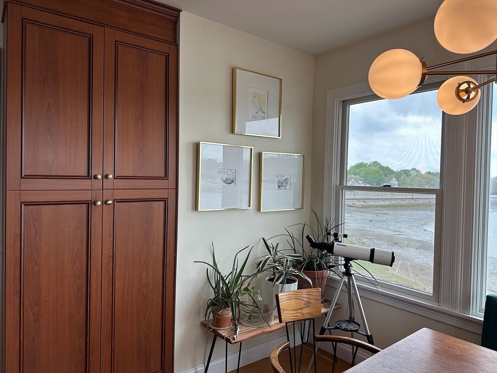 3 bed, 2 bath apartment for rent at 43 March Unit 4, Salem — photo 5 of 19
