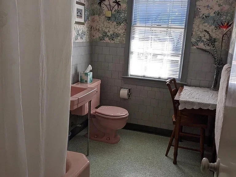 3 bed, 2 bath apartment for rent at 43 Marmion Way, Rockport — photo 10 of 18