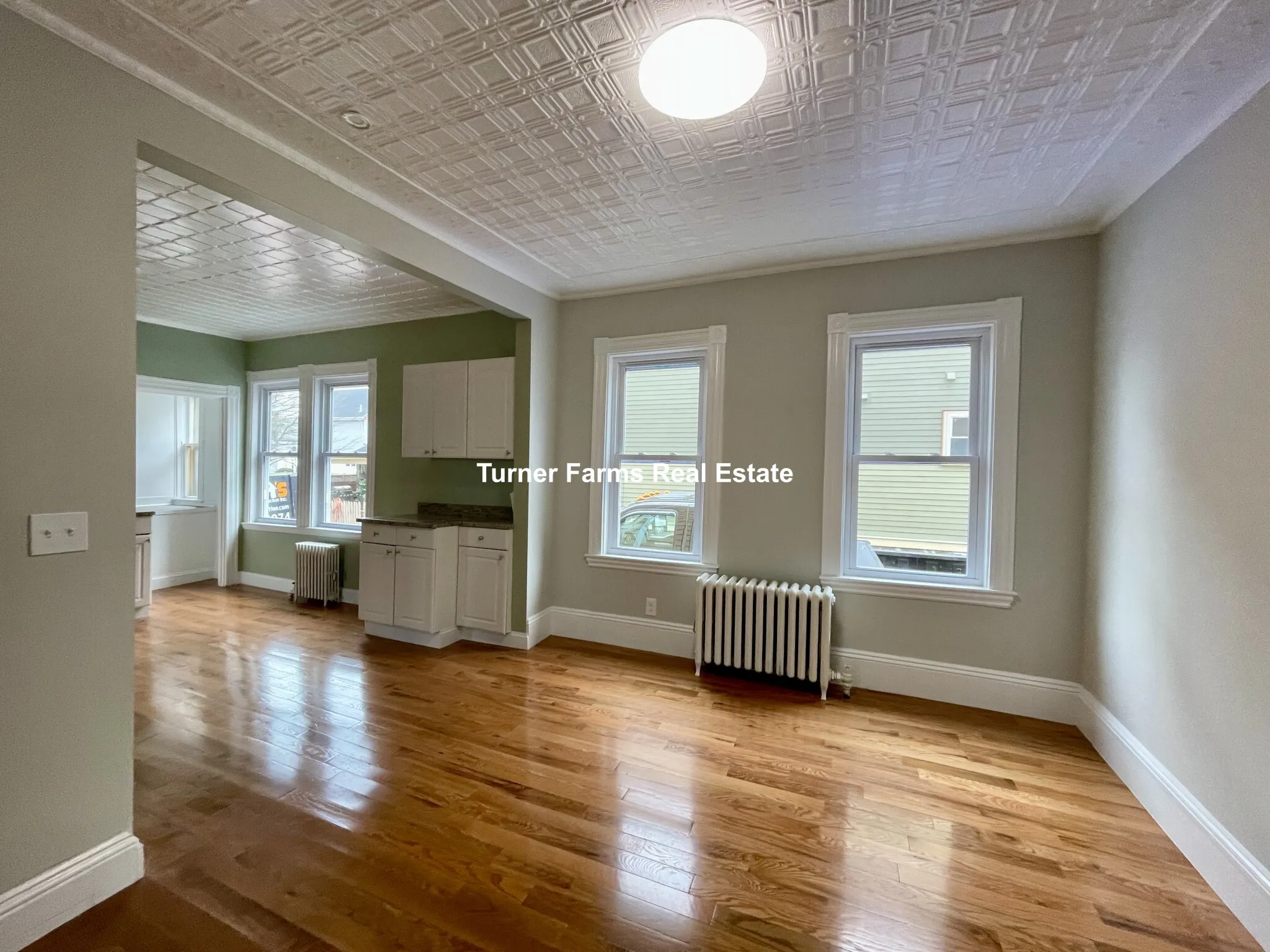 3 bed, 1 bath apartment for rent at 43 Martin St Unit 43, Medford — photo 15 of 39