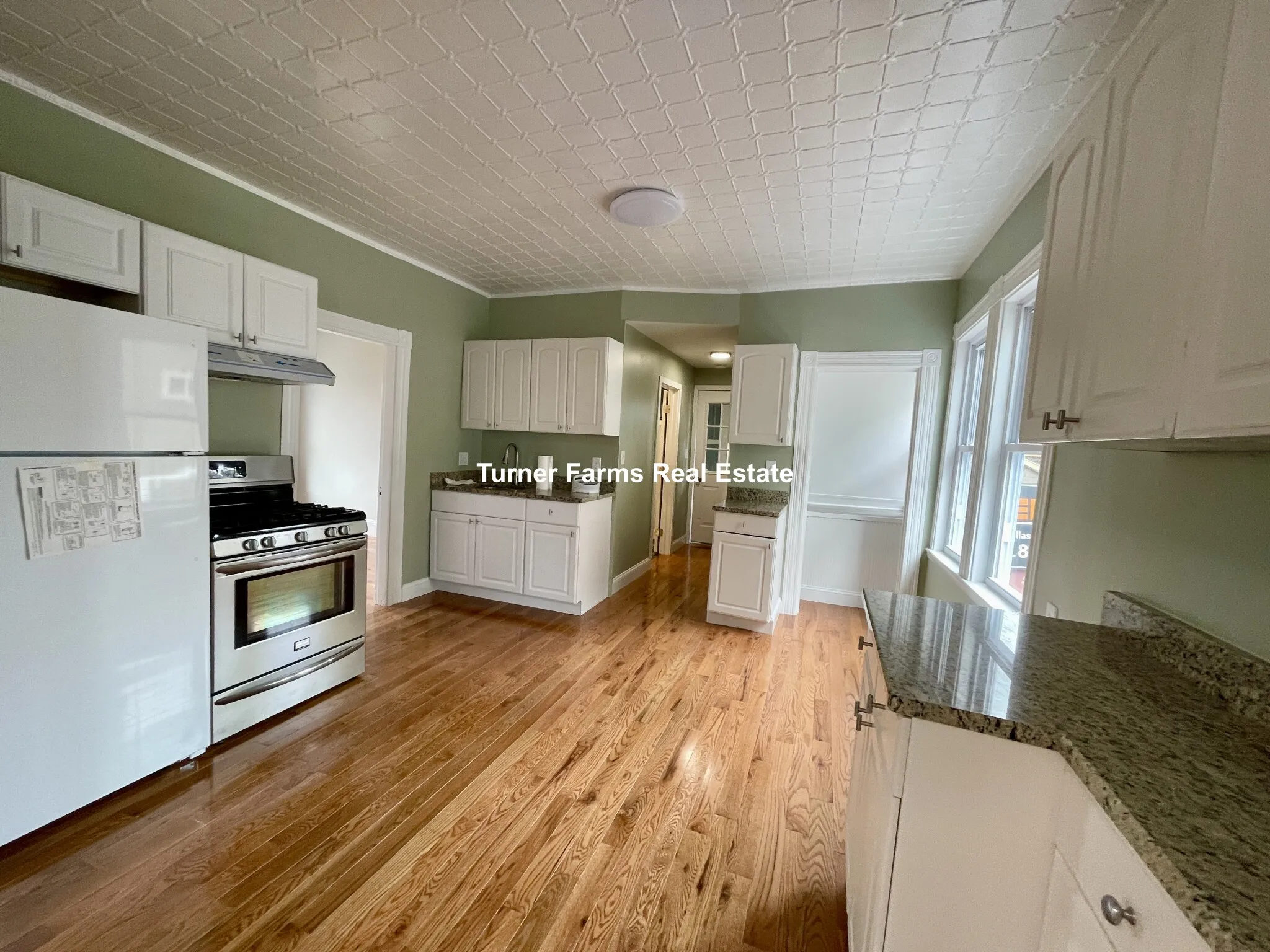3 bed, 1 bath apartment for rent at 43 Martin St Unit 43, Medford — photo 20 of 39