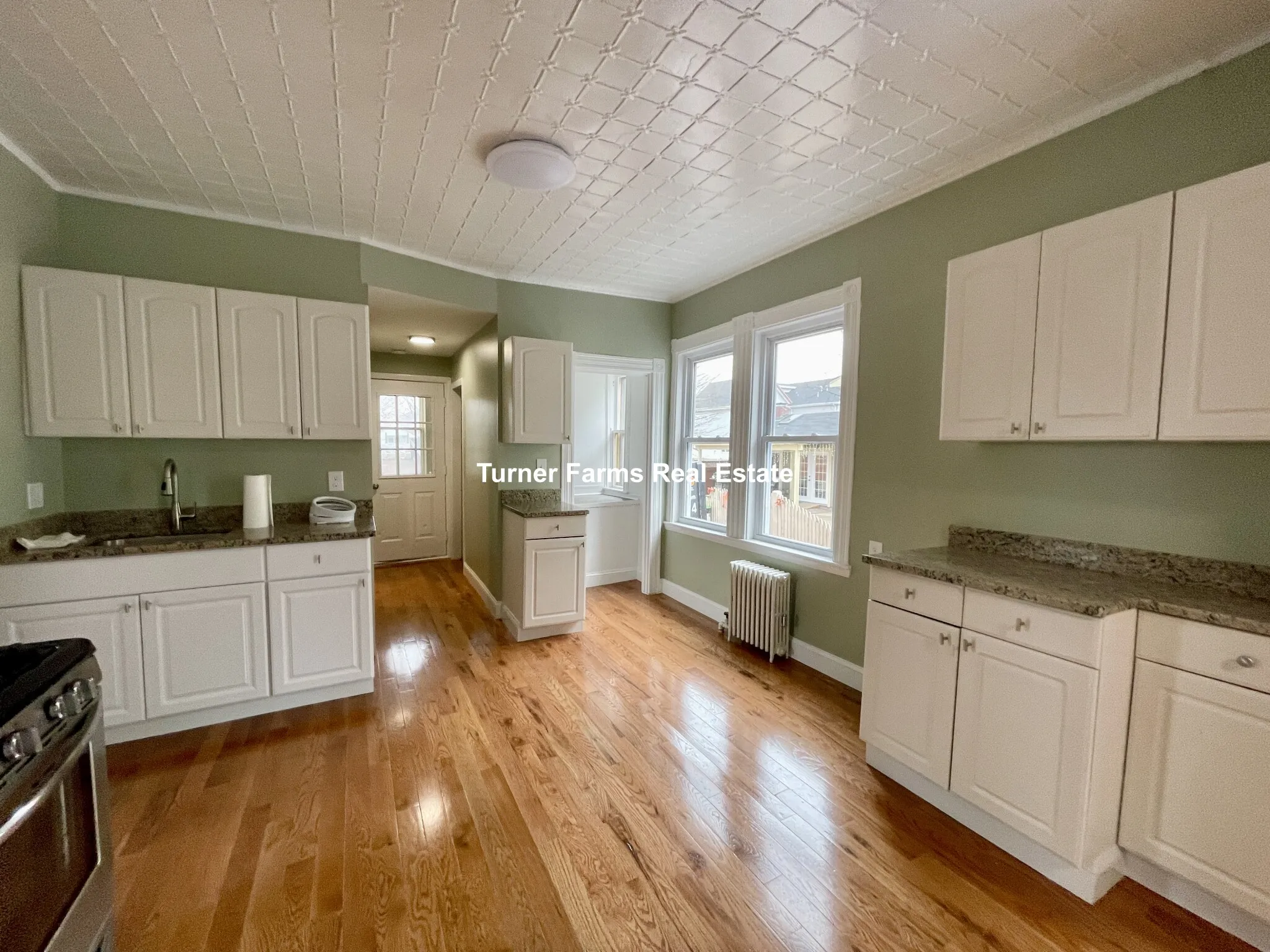 3 bed, 1 bath apartment for rent at 43 Martin St Unit 43, Medford — photo 22 of 39