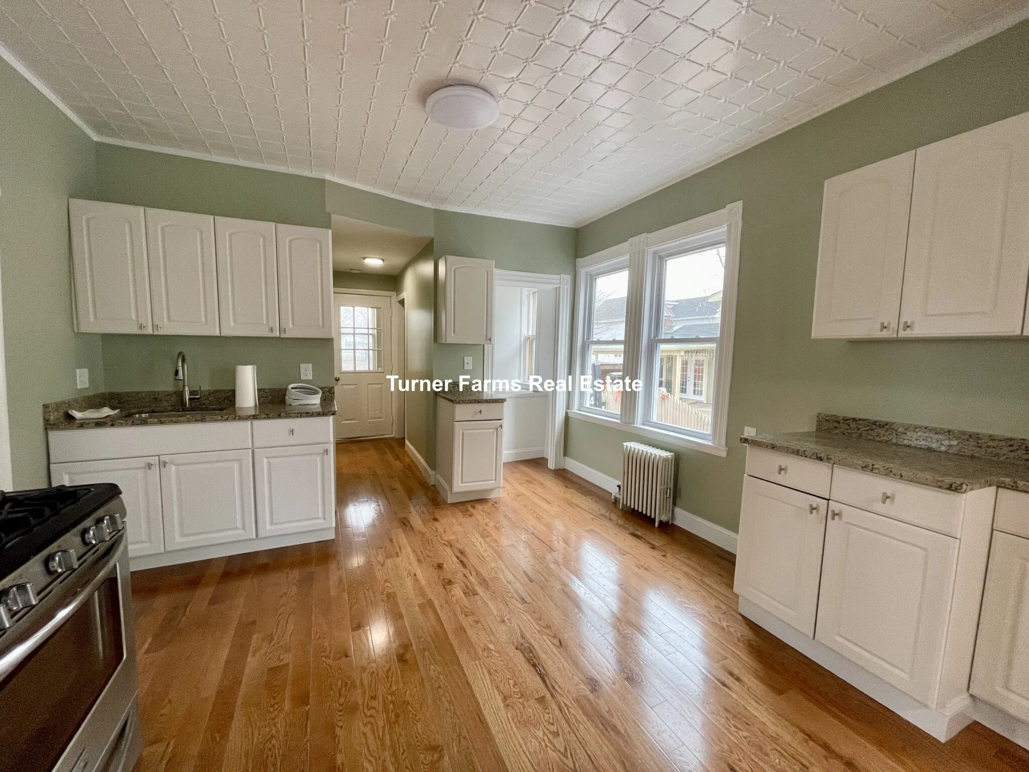 3 bed, 1 bath apartment for rent at 43 Martin St Unit 43, Medford — photo 23 of 39