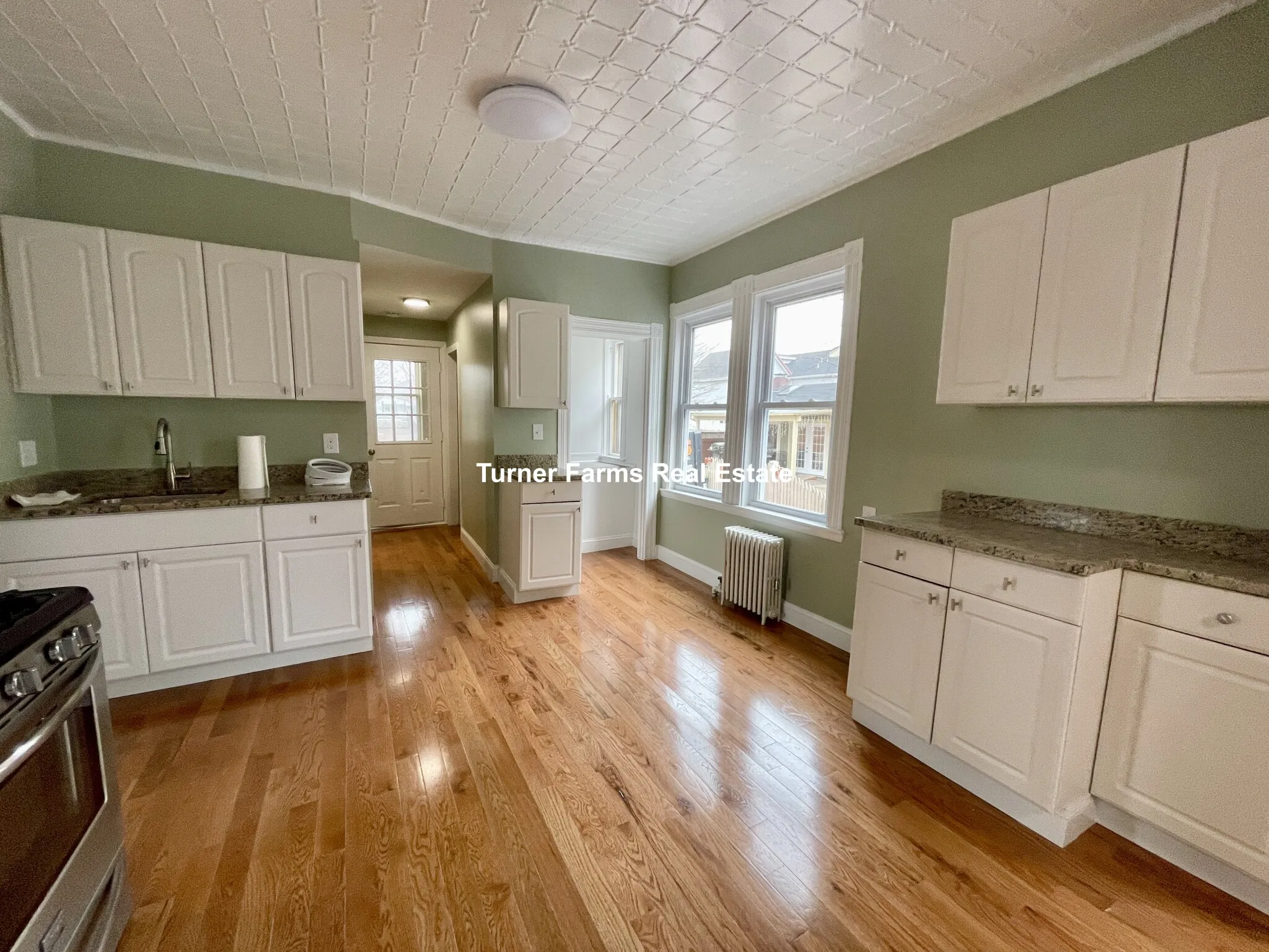 3 bed, 1 bath apartment for rent at 43 Martin St Unit 43, Medford — photo 21 of 39