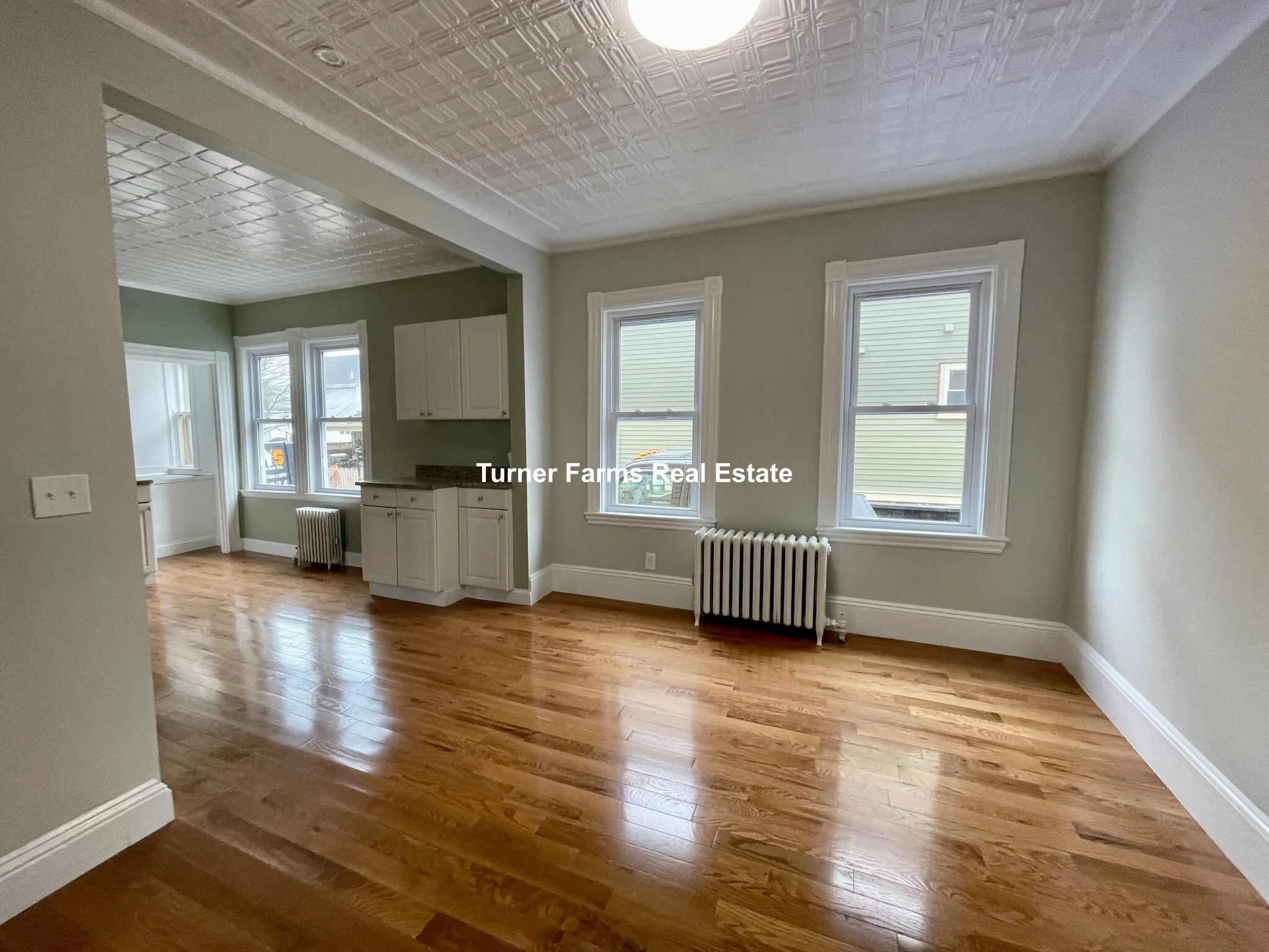 3 bed, 1 bath apartment for rent at 43 Martin St Unit 43, Medford — photo 14 of 39