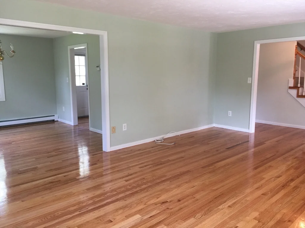 4 bed, 2 bath apartment for rent at 43 Mary Chilton Rd Unit 43, Needham — photo 6 of 15