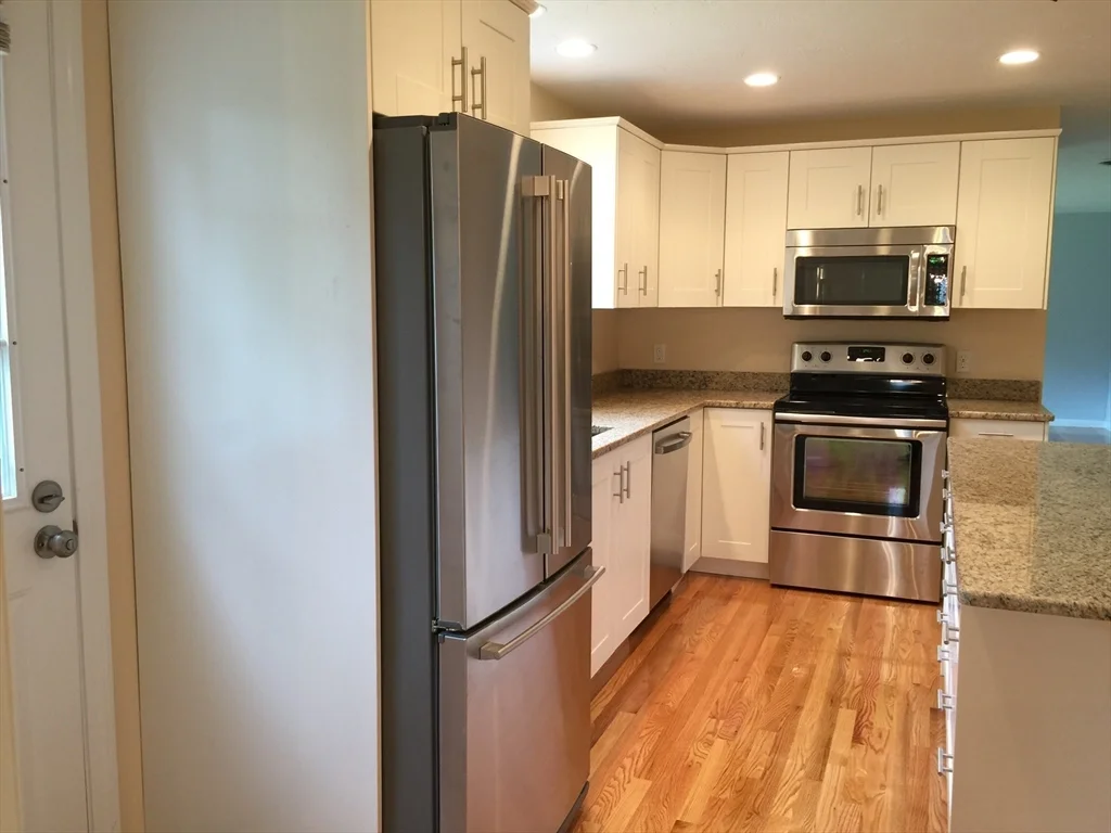4 bed, 2 bath apartment for rent at 43 Mary Chilton Rd Unit 43, Needham — photo 9 of 15