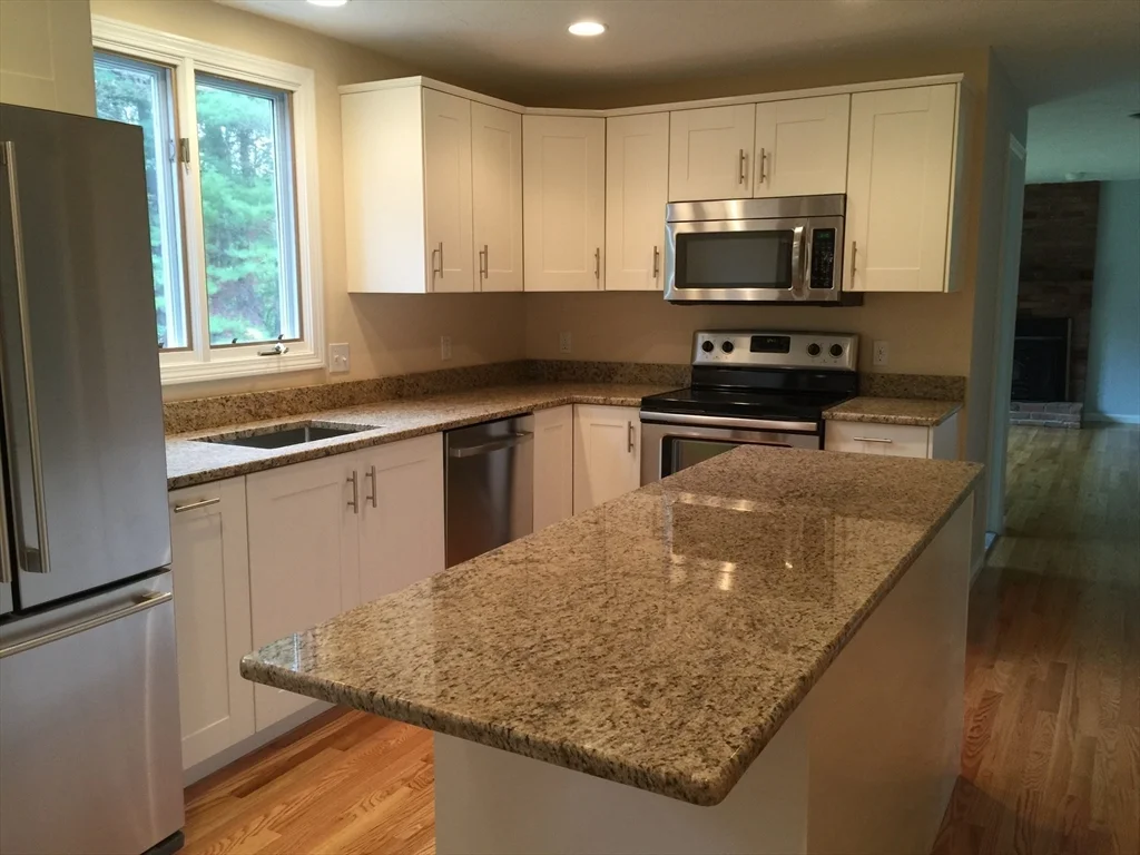 4 bed, 2 bath apartment for rent at 43 Mary Chilton Rd Unit 43, Needham — photo 8 of 15