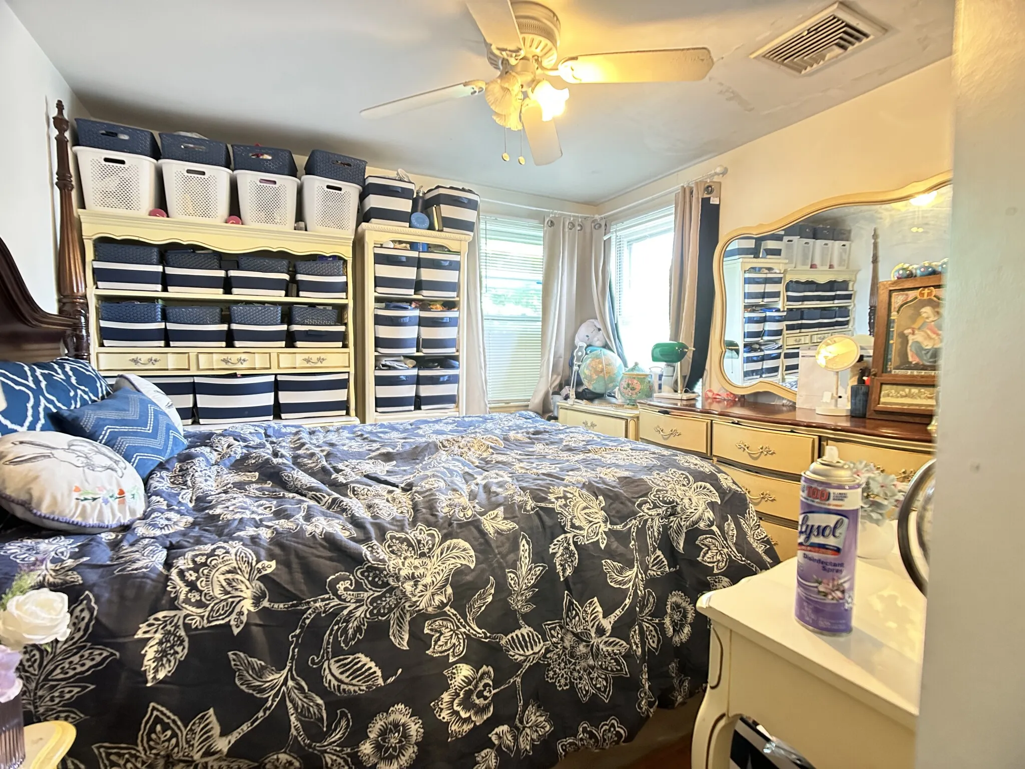3 bed, 1.5 bath apartment for rent at 43 May St Unit 2, Strawberry Hill — photo 13 of 24