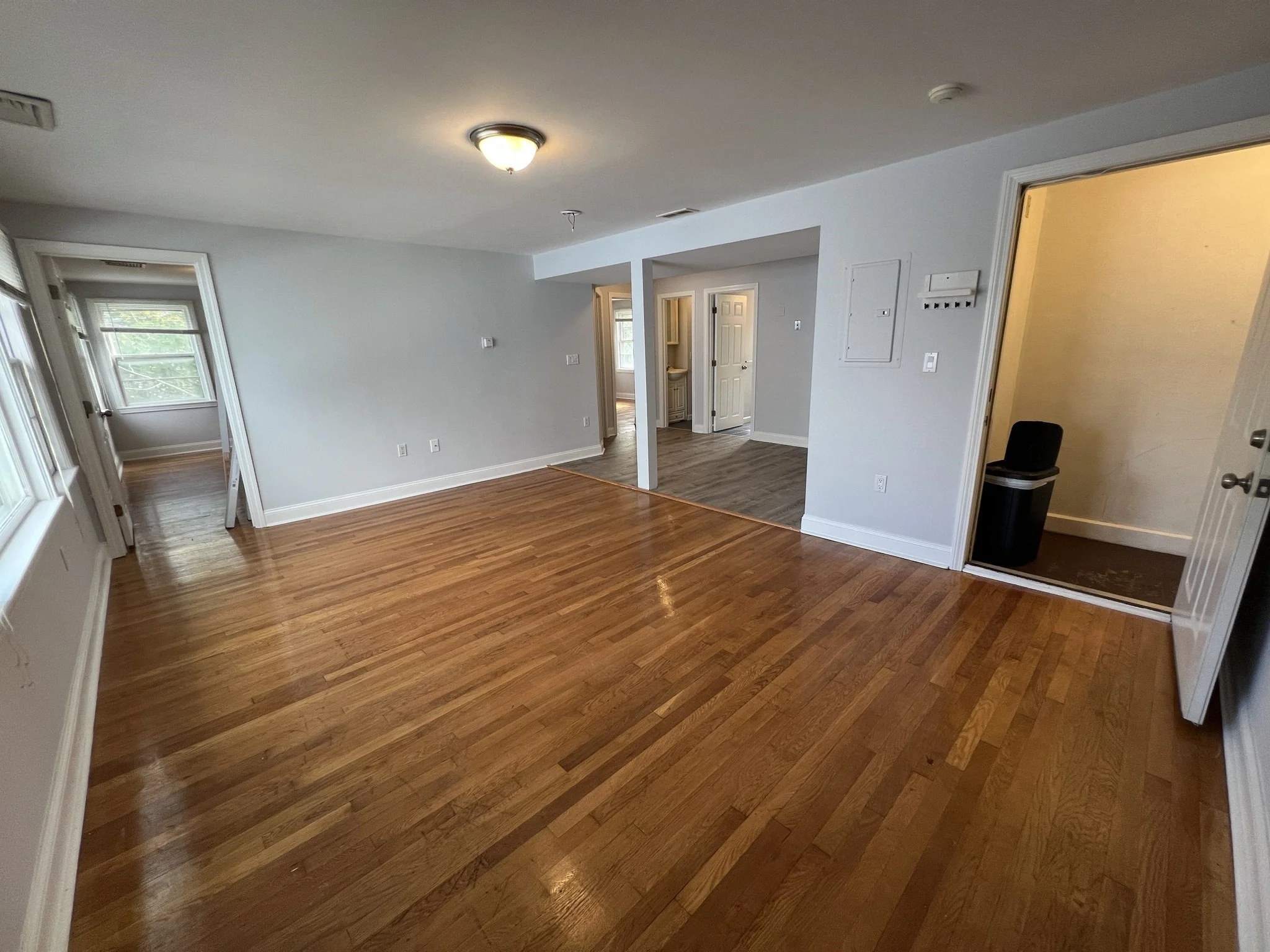3 bed, 1 bath apartment for rent at 43 May St Unit 2, Strawberry Hill — photo 8 of 22