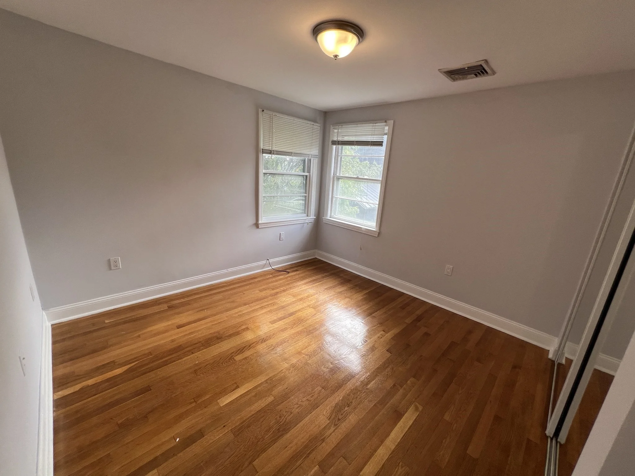 3 bed, 1 bath apartment for rent at 43 May St Unit 2, Strawberry Hill — photo 18 of 22