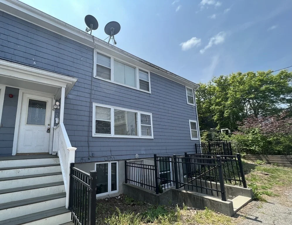 3 bed, 1 bath apartment for rent at 43 May St Unit 2, Strawberry Hill — photo 21 of 22