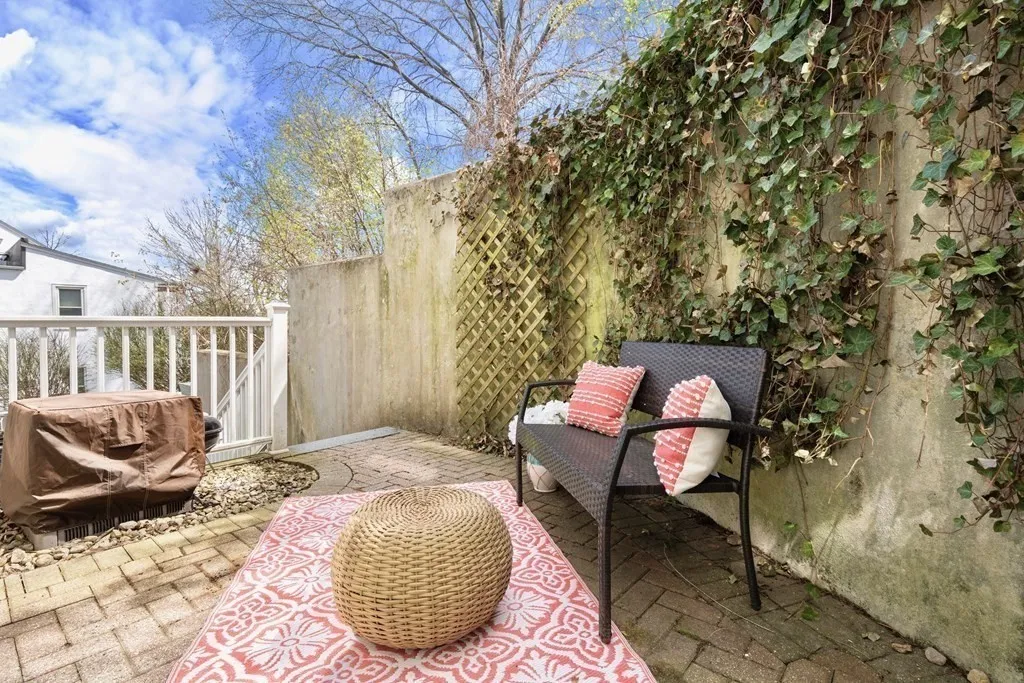 2 bed, 1 bath apartment for rent at 43 N Mead St Unit 43, Charlestown — photo 13 of 17