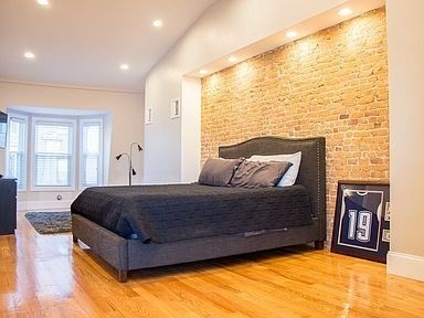 4 bed, 2 bath apartment for rent at 43 Old Harbor St Unit SF, South Boston — photo 13 of 17