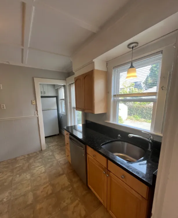 2 bed, 1 bath apartment for rent at 43 Orchard St Unit 1, Medford — photo 3 of 19