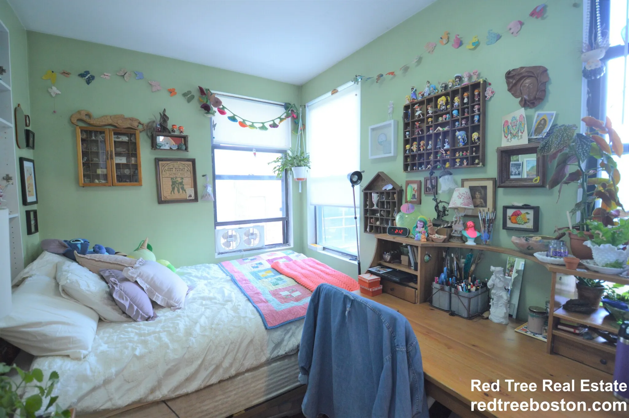 3 bed, 1 bath apartment for rent at 43 Park Vale Ave Unit 3, Brighton — photo 8 of 12