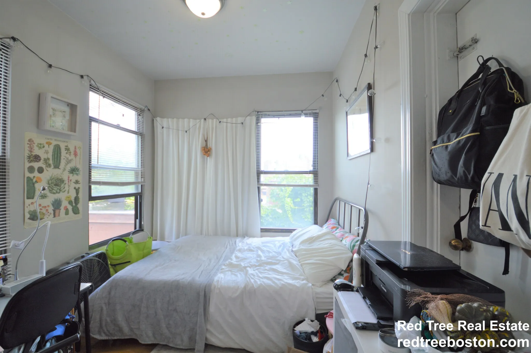 3 bed, 1 bath apartment for rent at 43 Park Vale Ave Unit 3, Brighton — photo 4 of 12