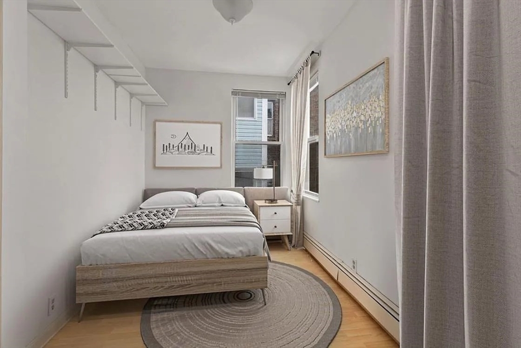 3 bed, 1 bath apartment for rent at 43 Park Vale Ave Unit 7, Allston — photo 3 of 8