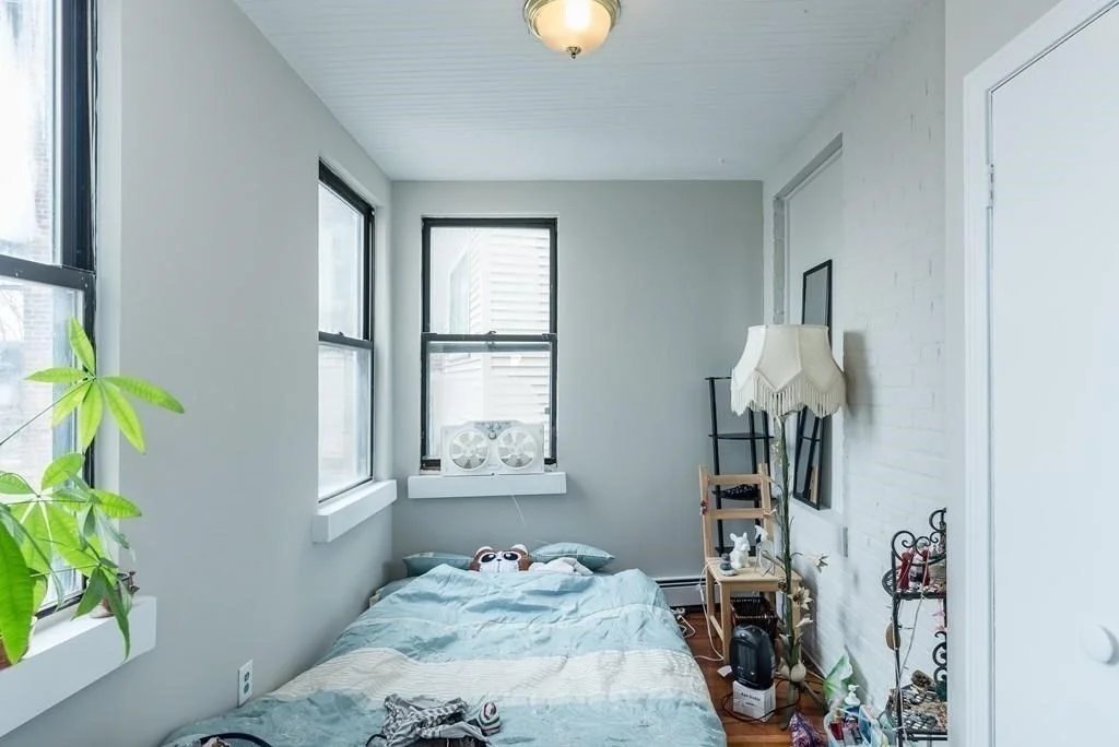 3 bed, 1 bath apartment for rent at 43 Park Vale Ave Unit 8, Allston — photo 5 of 8