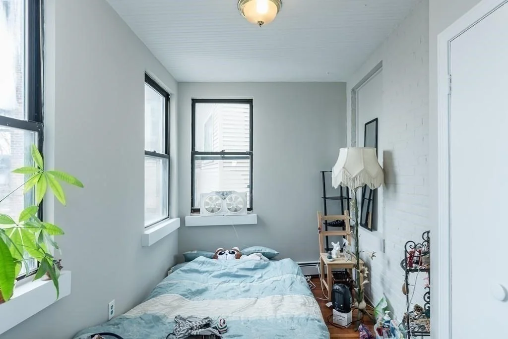 3 bed, 1 bath apartment for rent at 43 Park Vale Ave Unit 8a, Allston — photo 7 of 8