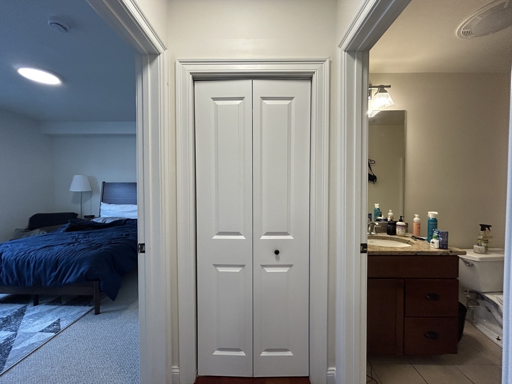 3 bed, 2 bath apartment for rent at 43 Pitman St Unit 201, Spring Hill — photo 12 of 13