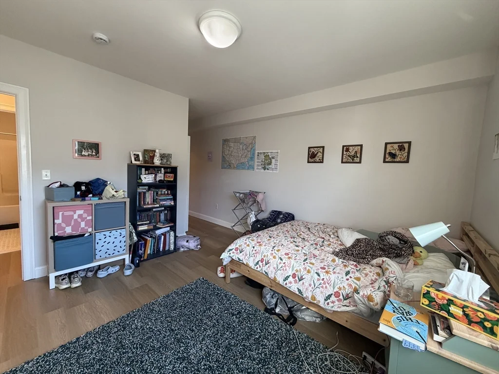 3 bed, 2 bath apartment for rent at 43 Pitman St Unit 302, Spring Hill — photo 11 of 14