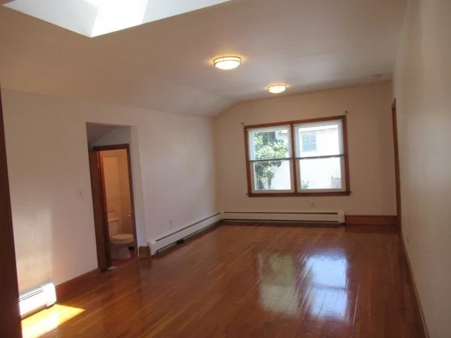2 bed, 1 bath apartment for rent at 43 Pleasant St Unit R2, Gloucester — photo 5 of 22