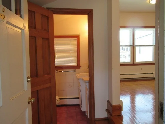 2 bed, 1 bath apartment for rent at 43 Pleasant St Unit R2, Gloucester — photo 20 of 22