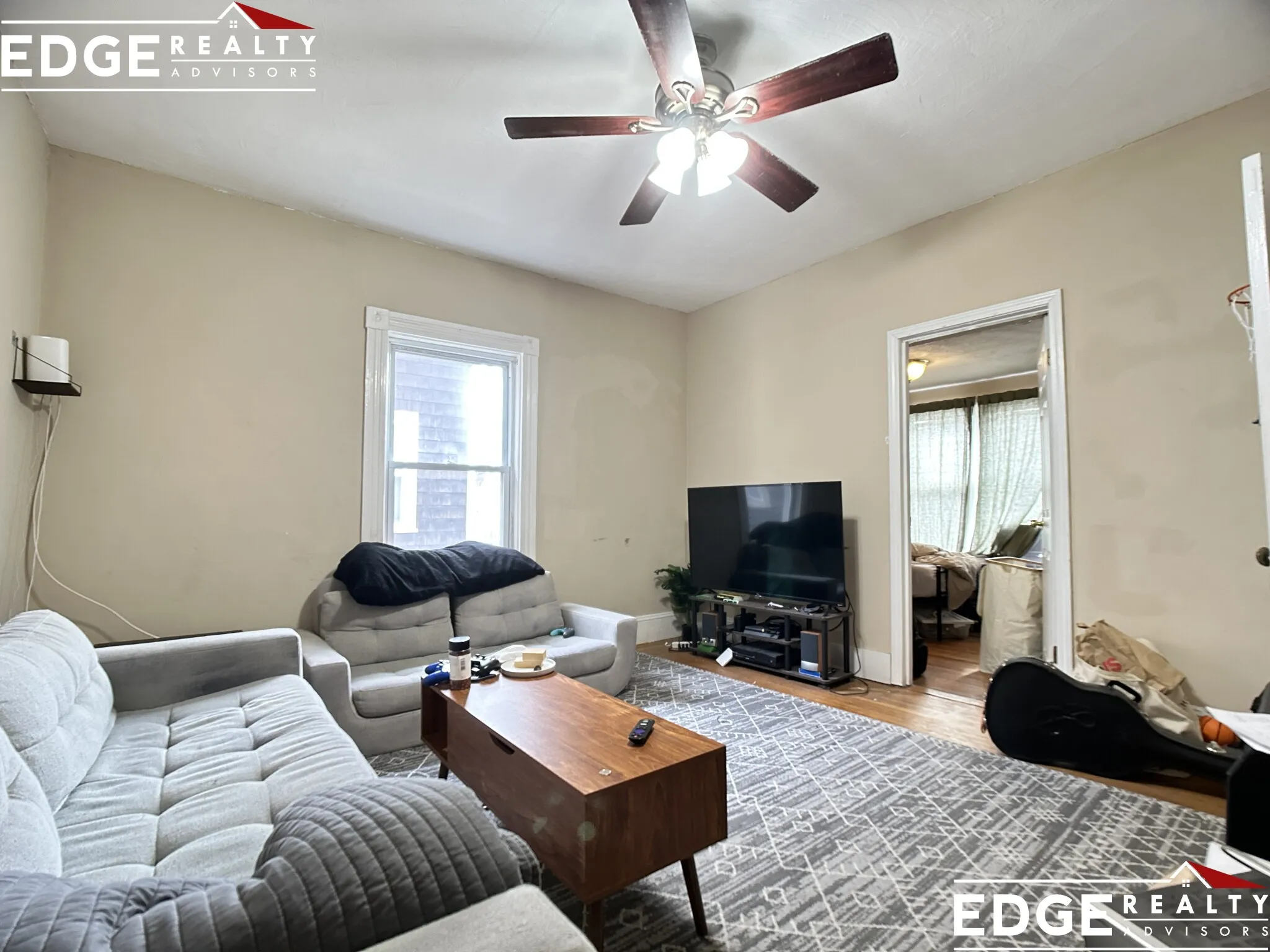 5 bed, 3 bath apartment for rent at 43 Pratt St Unit 2, Allston — photo 4 of 10