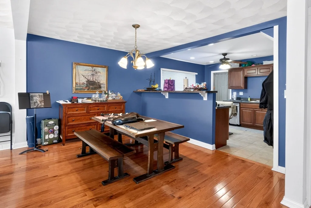 2 bed, 1 bath apartment for rent at 43 Prescott St Unit 2, Everett — photo 3 of 15