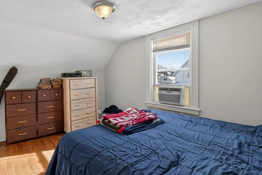 2 bed, 1 bath apartment for rent at 43 Prescott St Unit 2, Everett — photo 12 of 15