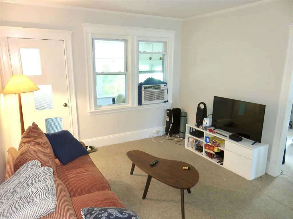 2 bed, 1 bath apartment for rent at 43 Rich St Unit C, Banks Square — photo 4 of 20
