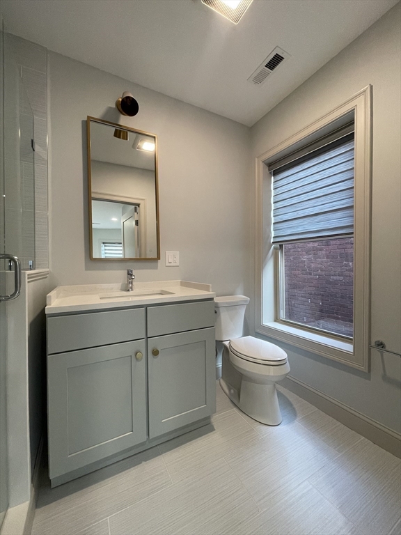 2 bed, 2 bath apartment for rent at 43 Saxton Unit 2, Dorchester — photo 4 of 27