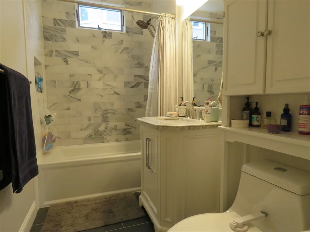 2 bed, 1 bath apartment for rent at 43 Sherwood St Unit 1, Roslindale — photo 19 of 24