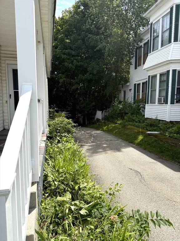 3 bed, 1 bath apartment for rent at 43 South St Unit B, Barre — photo 5 of 25