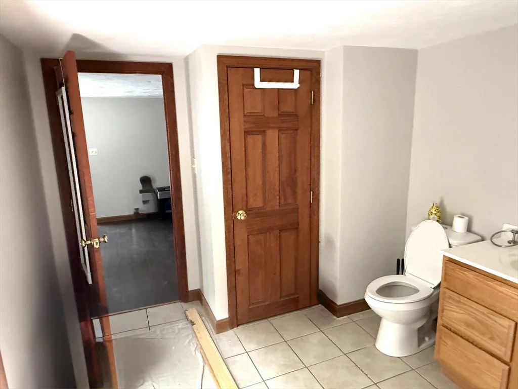3 bed, 1 bath apartment for rent at 43 South St Unit B, Barre — photo 23 of 25