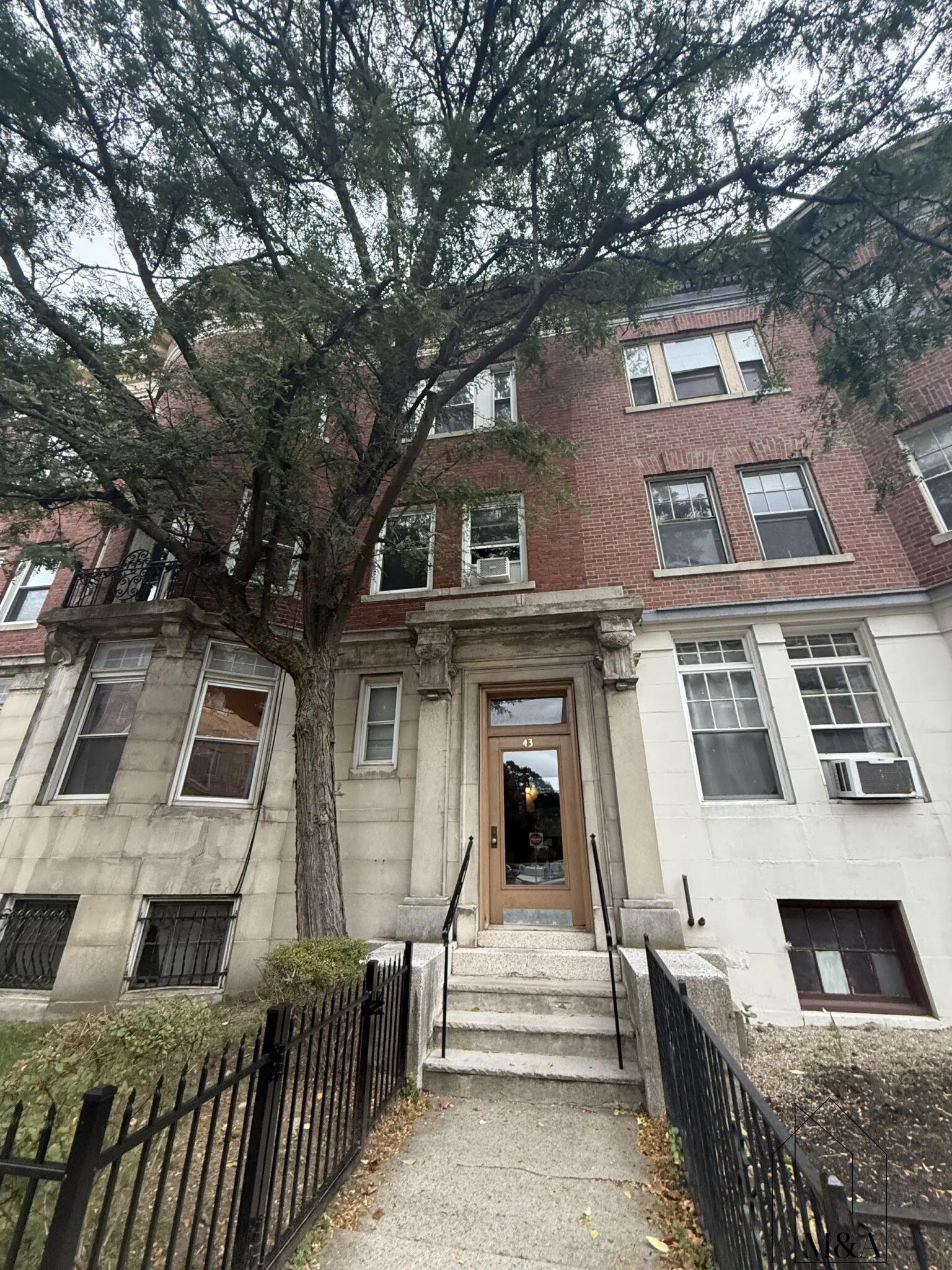 3.5 bed, 2 bath apartment for rent at 43 Strathmore Rd Unit 3, Brighton — photo 13 of 13