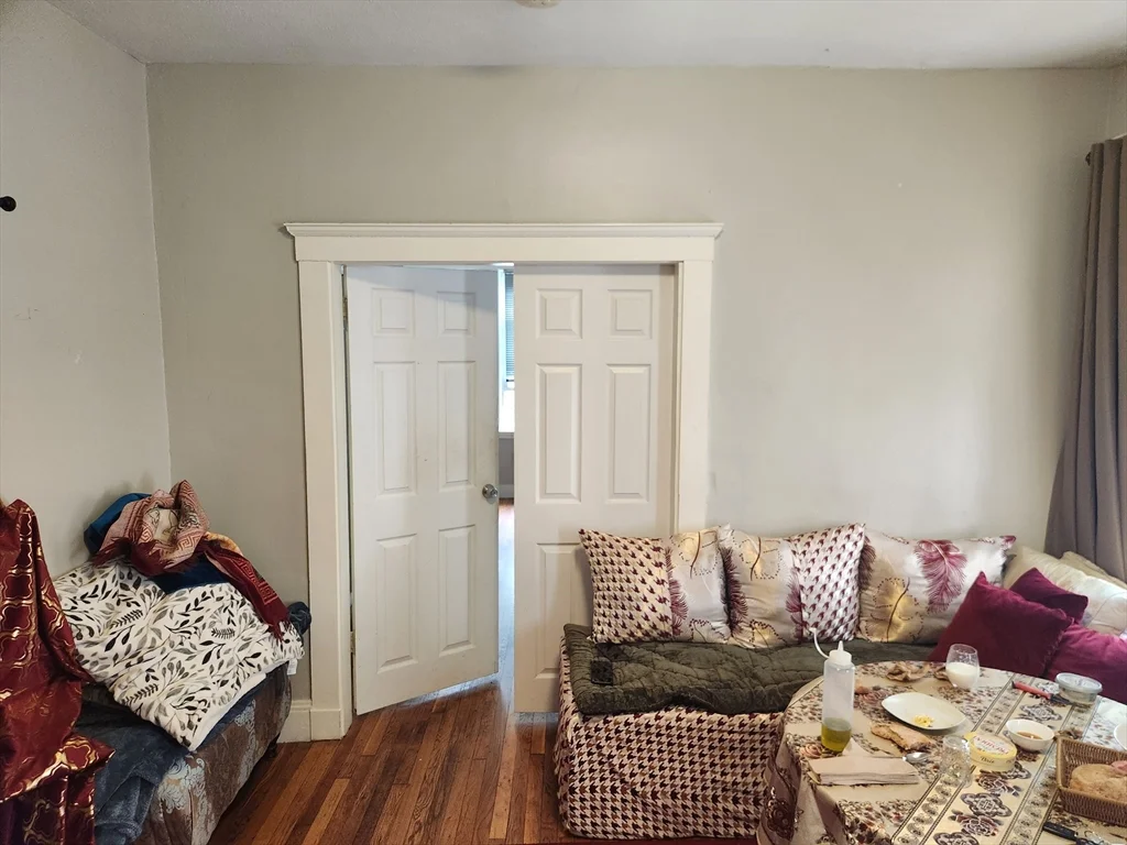 2 bed, 1 bath apartment for rent at 43 Sumner St Unit 1, Revere — photo 4 of 8
