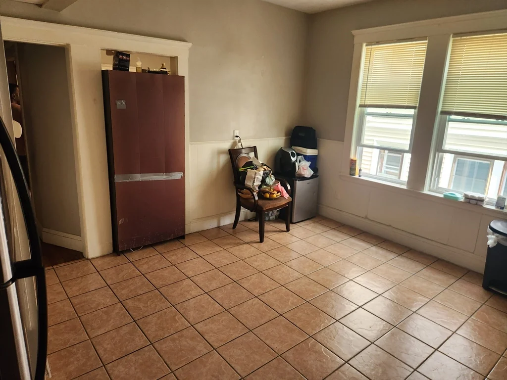 2 bed, 1 bath apartment for rent at 43 Sumner St Unit 2, Revere — photo 7 of 8