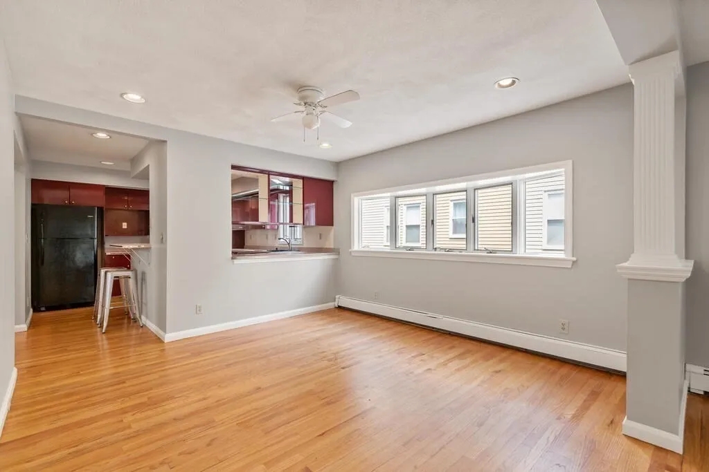 4 bed, 1 bath apartment for rent at 43 Sunset Rd Unit 43, West Somerville — photo 8 of 23