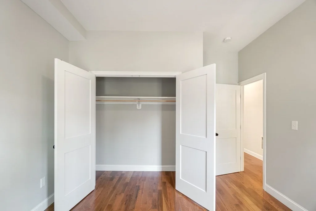 3 bed, 2 bath apartment for rent at 43 Thomas Park Unit 1, Boston — photo 6 of 24