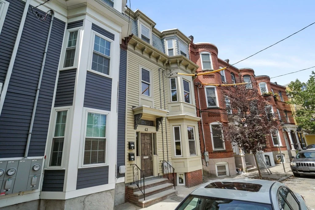 3 bed, 2 bath apartment for rent at 43 Thomas Park Unit 1, Boston — photo 22 of 24